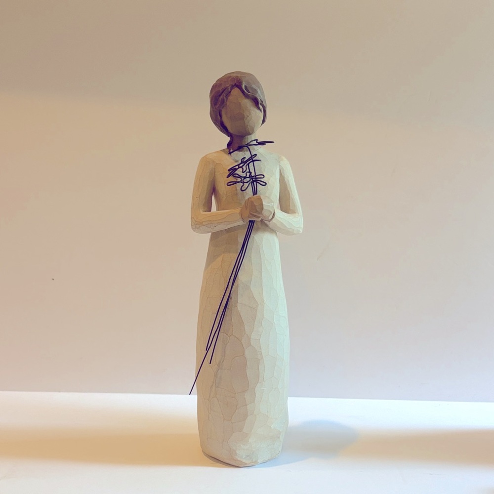 Willow Tree Demdaco Grateful Angel